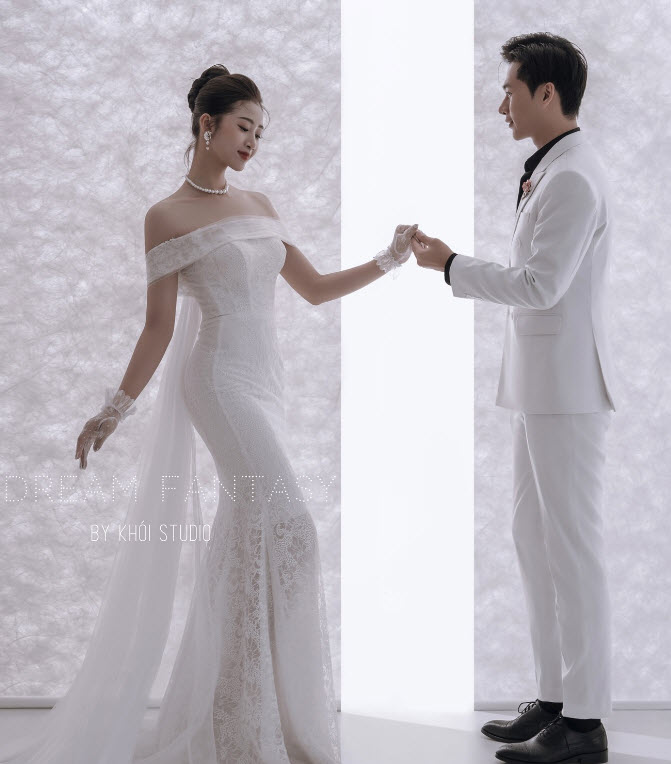 Đi đám cưới nên mặc váy màu gì cho hợp tình hợp lý | AlvinStore.Vn