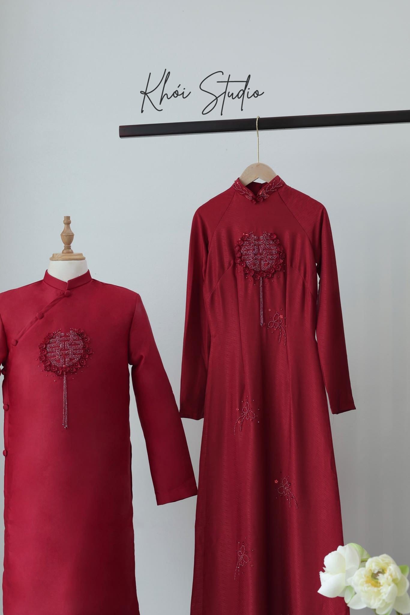 Không gian tiệc cưới lung linh với cách trang trí tông màu đẹp tại TP Vinh do Khói Studio thực hiện