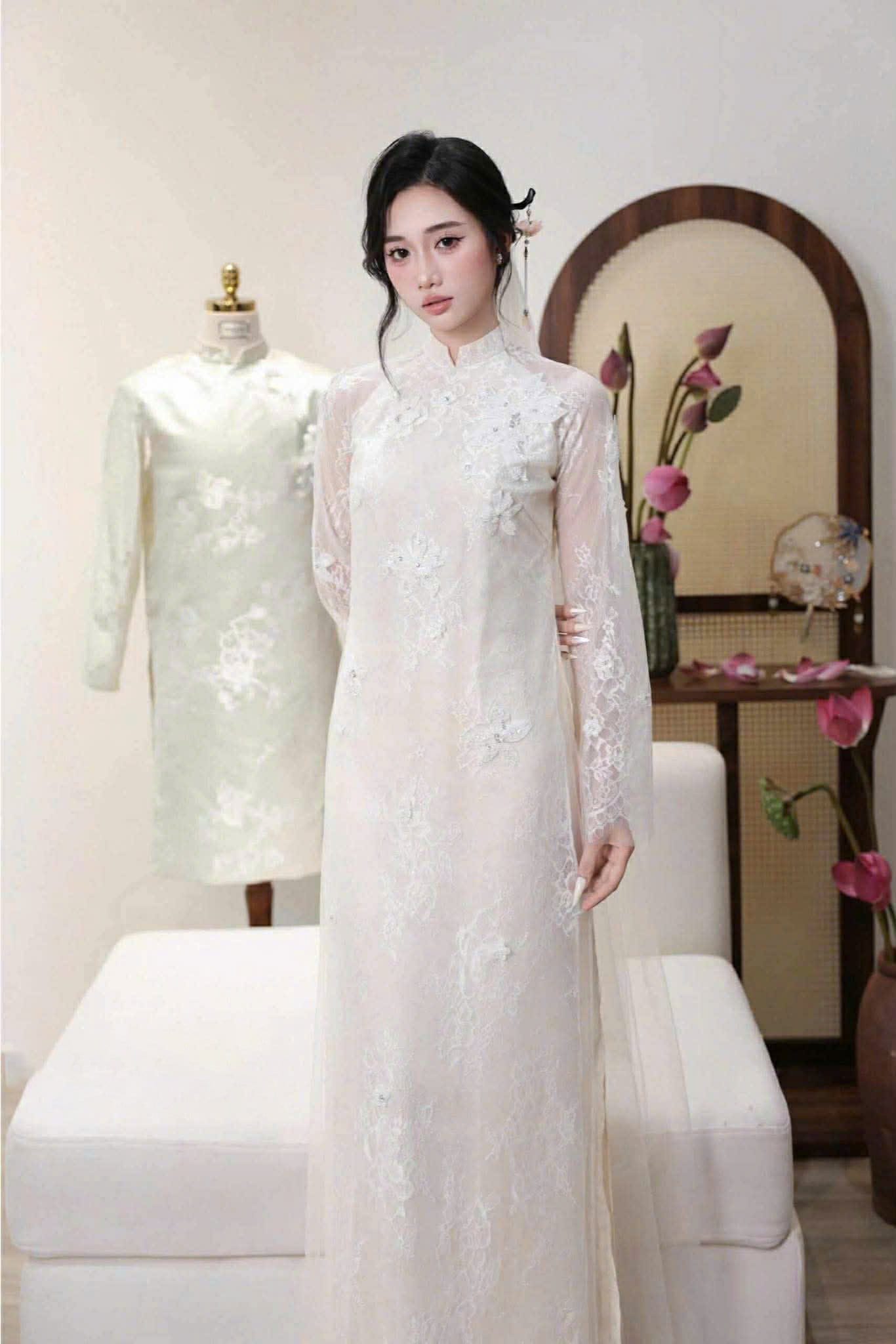 Cặp đôi ngại tạo dáng cười tự nhiên trong buổi chụp ảnh cưới đơn giản nhẹ nhàng tại Nghệ An